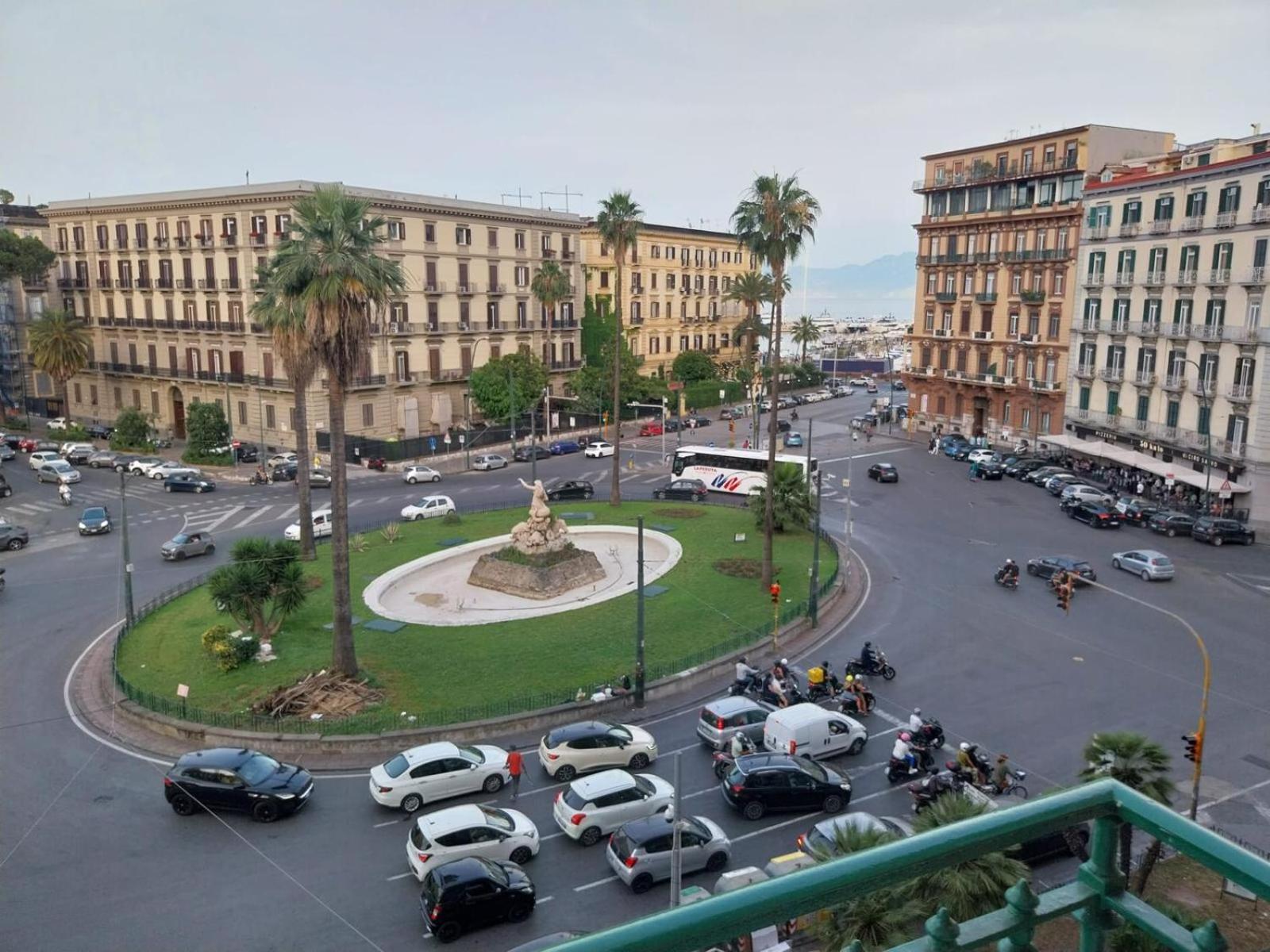 B&B Lungomare Sannazzaro Naples Extérieur photo